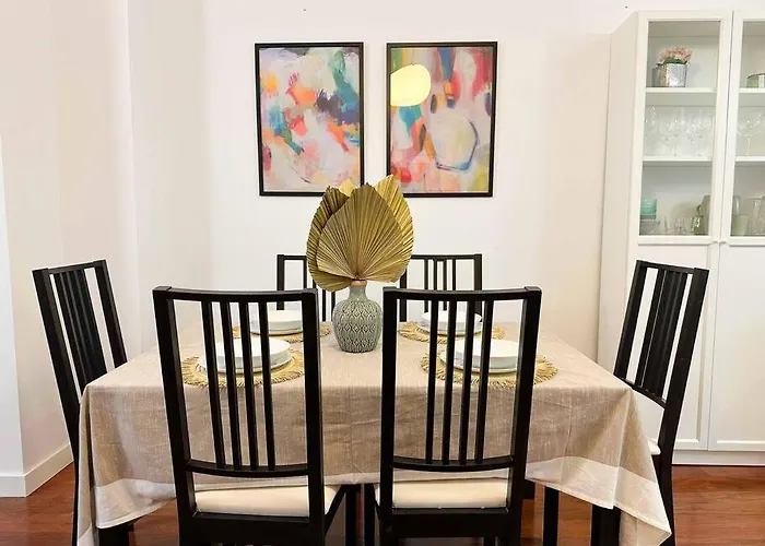 Casa Najera. Elegancia Y Amplitud En Pleno Centro.
